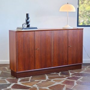 Frystark Credenza
